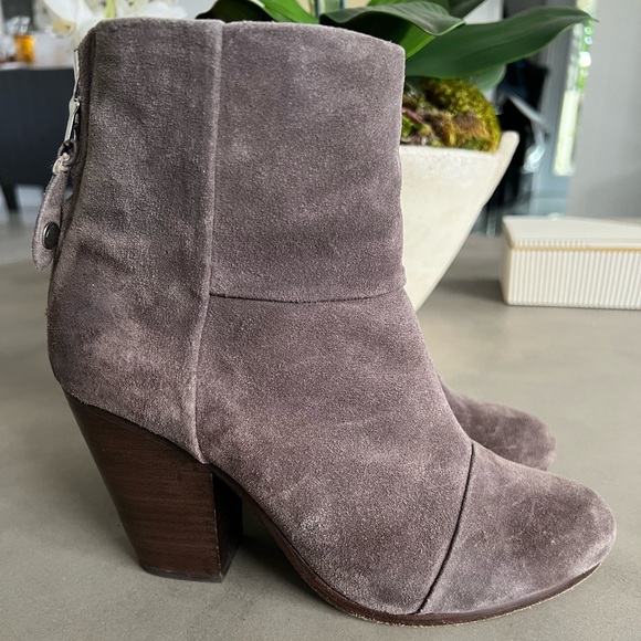 Rag & Bone Newbury Suede Bootie Size 37.5 - Picture 2 of 5